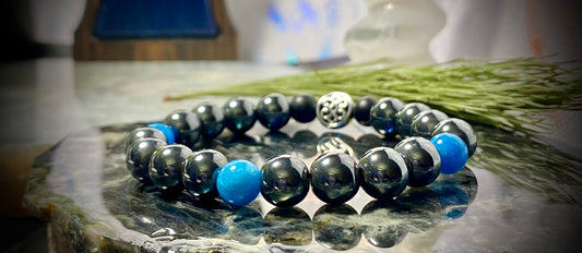 Blue Apatite, Onyx and Hematite